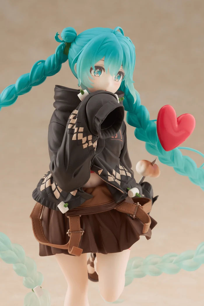 Hatsune Miku Figure - Fashion (Outdoor Ver.)